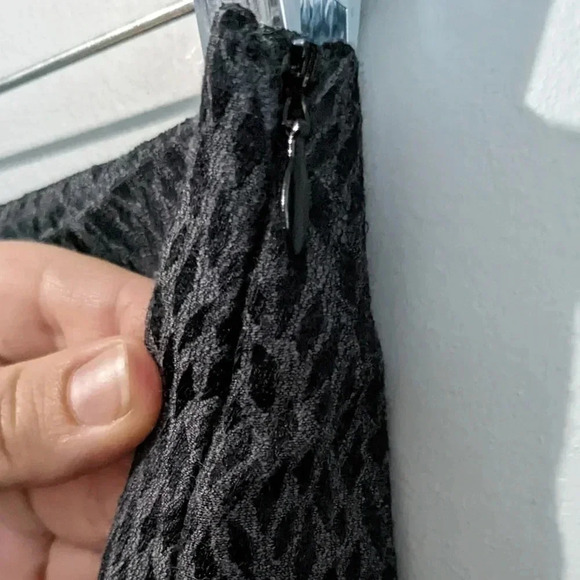 MaxMara Wool/Silk Textured Pant - Picture 3 of 6